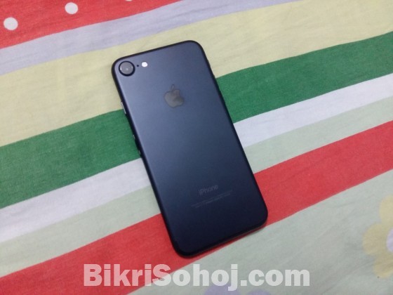 IPhone 7, 32gb(Japan showroom unit)